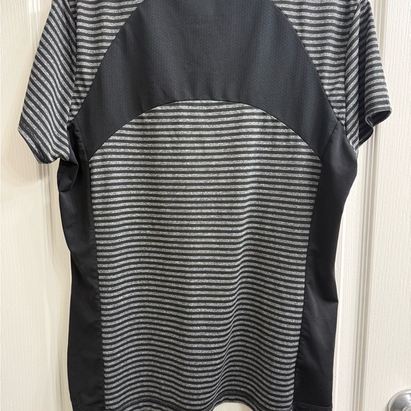 PGA TOUR Airflux Golf Top Women’s L Black Gray 1/4 Zip Performance - Picture 5 of 5